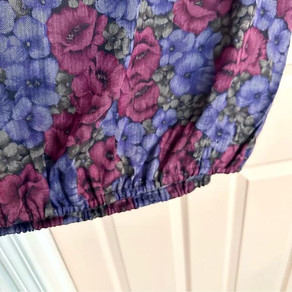 Purple and blue floral pullover vest - Picture 2 of 4